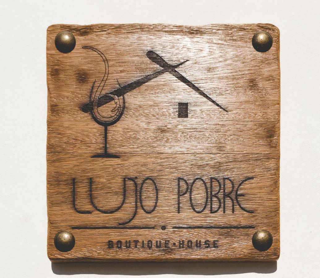 Boutique House Lujopobre Couette-café *